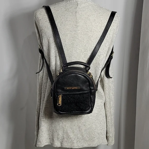NWT Steve Madden Black Mini Backpack Faux Fur or Teddy Fur? Tassel s_wp_63f64e1c1645f7839f60add2.webp main image 4